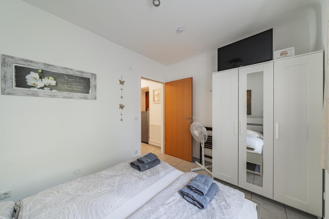 Modernes Appartement Nahe U-Bahn Und Schoenbrunn Vienna Exterior photo